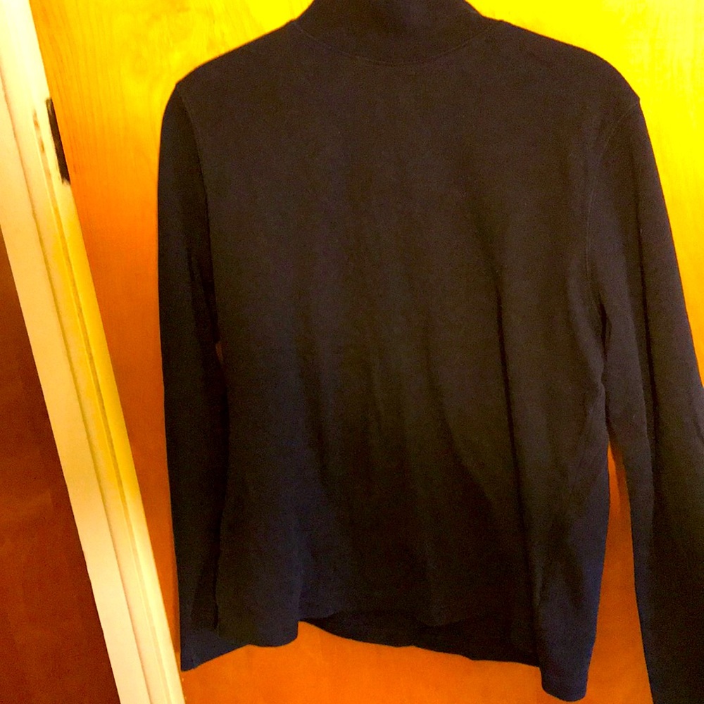 Black mock turtleneck top. Size L.